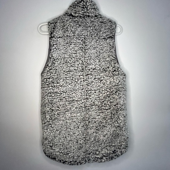 NWOT Teddy Sherpa Vest - Picture 3 of 5